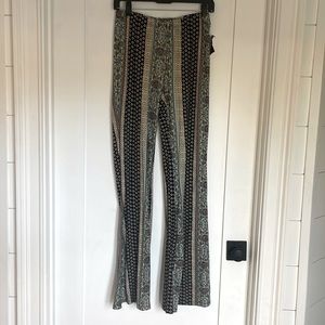 High wasted, flare pants, size M